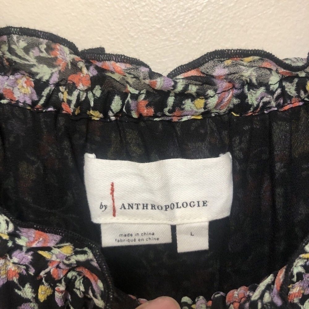 By Anthropologie Lucia Off Shoulder Floral Smocked Top Size Large Black - Picture 4 of 6